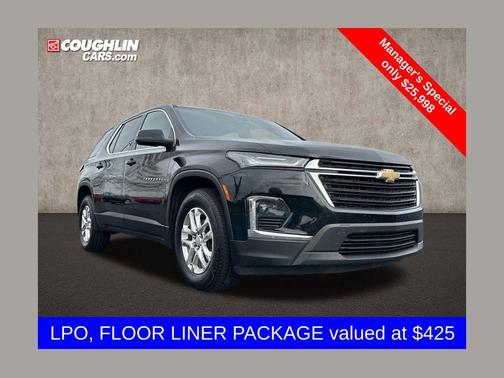 Mosaic Black Metallic 2023 Chevrolet Traverse LS