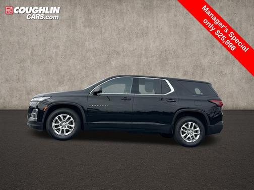 Mosaic Black Metallic 2023 Chevrolet Traverse LS