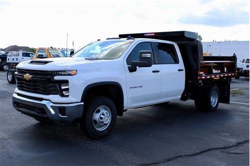 2024 Chevrolet Silverado 3500 WT