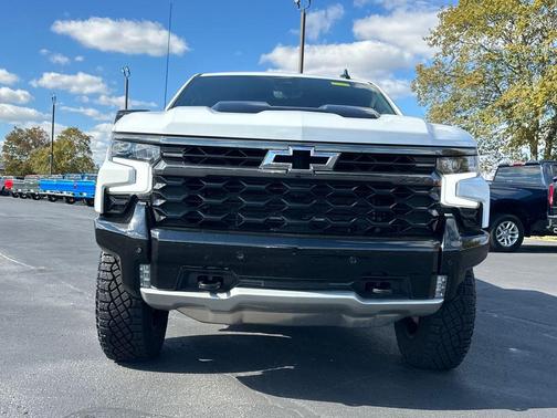2025 Chevrolet Silverado 1500 ZR2