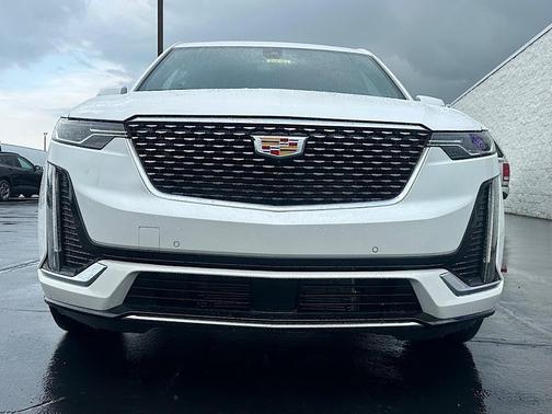 2025 Cadillac XT6 Premium Luxury AWD