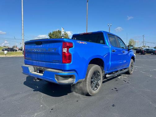 2025 Chevrolet Silverado 1500 Custom