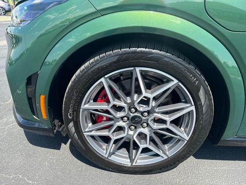 Eruption Green Metallic 2024 Ford Mustang Mach-E GT