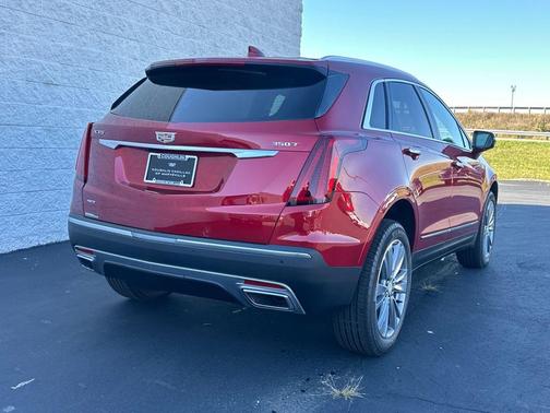 2025 Cadillac XT5 Premium Luxury