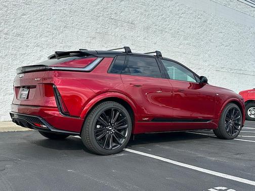 2026 Cadillac LYRIQ V Premium