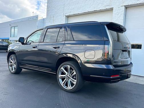 2025 Cadillac Escalade Sport