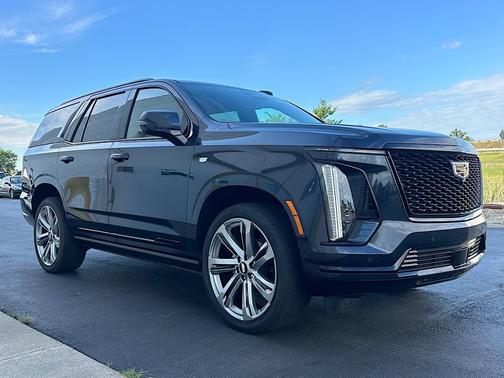 2025 Cadillac Escalade Sport