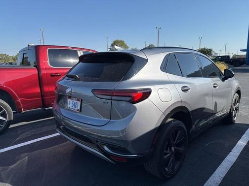 2022 Buick Envision FWD Essence