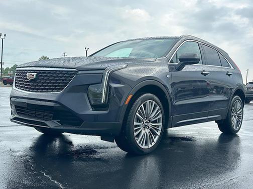 2025 Cadillac XT4 Premium Luxury