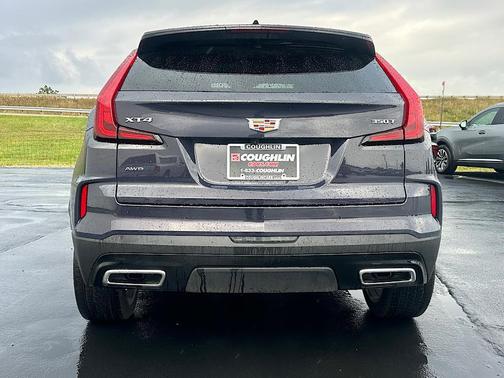 2025 Cadillac XT4 Premium Luxury