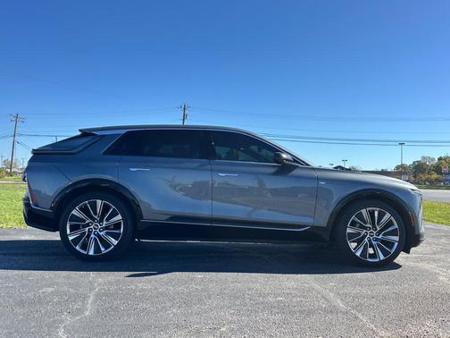 Satin Steel Metallic 2023 Cadillac LYRIQ Luxury