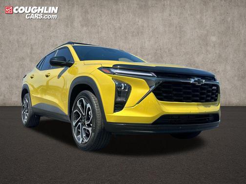 Nitro Yellow Metallic 2024 Chevrolet Trax FWD 2RS