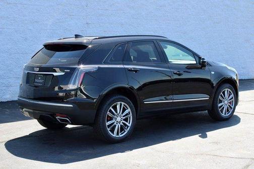 2025 Cadillac XT5 Sport