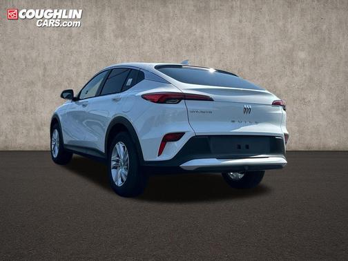 Summit White 2026 Buick Envista Preferred FWD