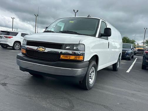 2025 Chevrolet Express 3500 RWD 3500 Extended Wheelbase WT