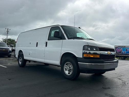 2025 Chevrolet Express 3500 RWD 3500 Extended Wheelbase WT