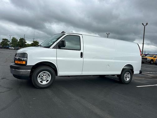 2025 Chevrolet Express 3500 RWD 3500 Extended Wheelbase WT