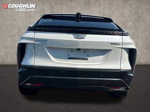 Crystal White Tricoat 2024 Cadillac LYRIQ Sport