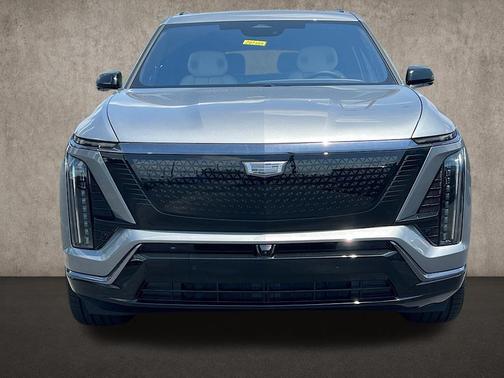 Argent Silver Metallic 2026 Cadillac VISTIQ Sport