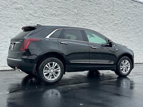2025 Cadillac XT5 Luxury