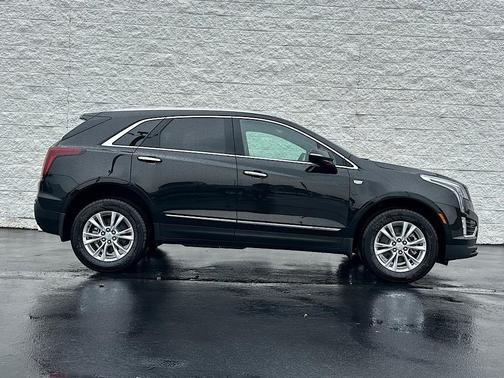2025 Cadillac XT5 Luxury