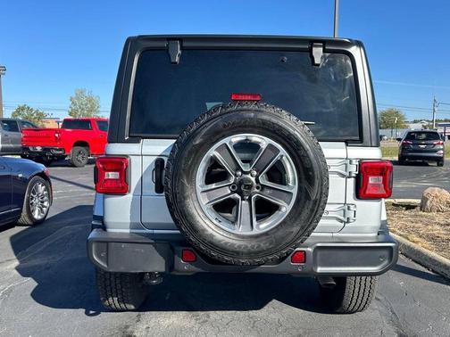 2022 Jeep Wrangler Unlimited Sahara