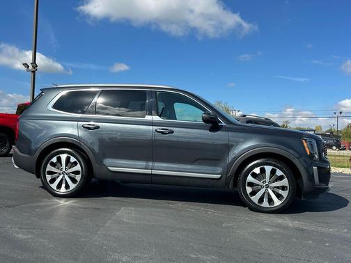 2020 Kia Telluride S