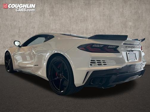 2025 Chevrolet Corvette E-Ray RWD Coupe 3LZ