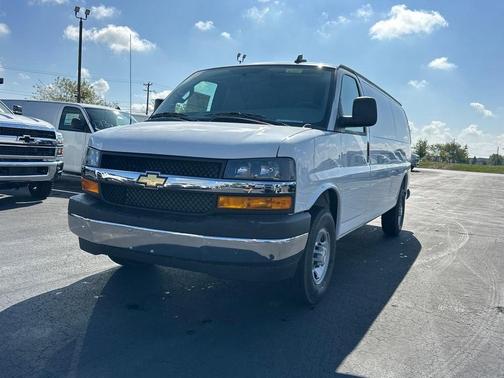 2025 Chevrolet Express 3500 RWD 3500 Extended Wheelbase WT