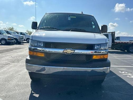 2025 Chevrolet Express 3500 RWD 3500 Extended Wheelbase WT