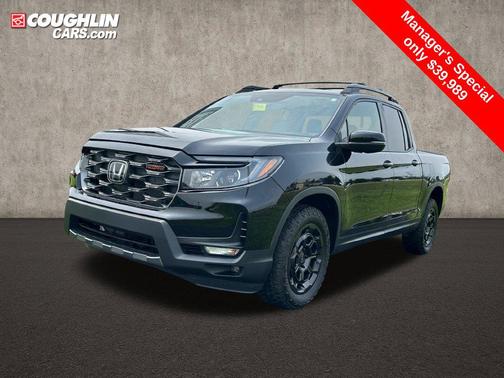 Crystal Black Pearl 2025 Honda Ridgeline TrailSport+