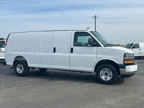 2025 Chevrolet Express 3500 RWD 3500 Extended Wheelbase WT
