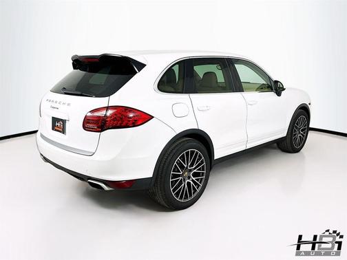 2014 Porsche Cayenne Base