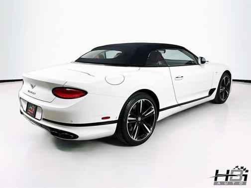 Glacier White 2020 Bentley Continental GT V8