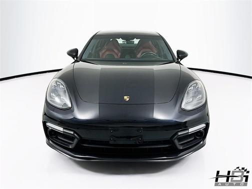 2019 Porsche Panamera GTS