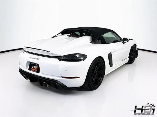 2024 Porsche 718 Spyder RS
