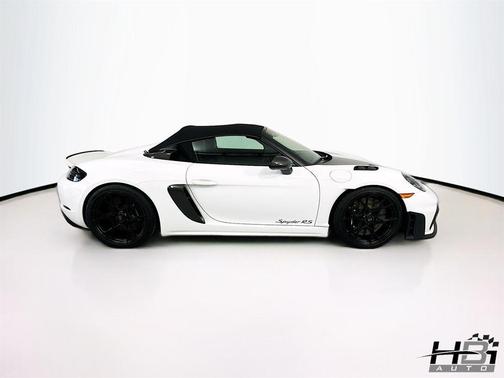 2024 Porsche 718 Spyder RS