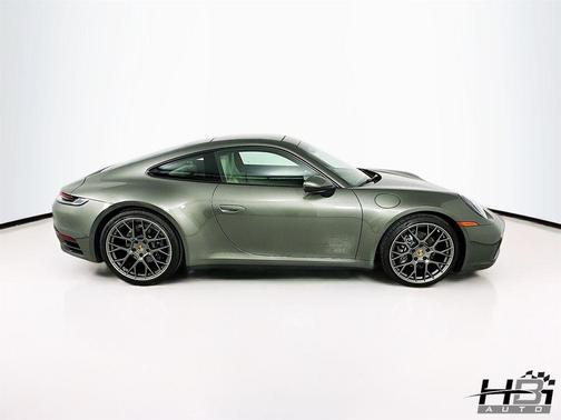 2020 Porsche 911 Carrera