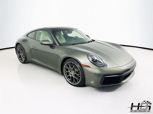 2020 Porsche 911 Carrera