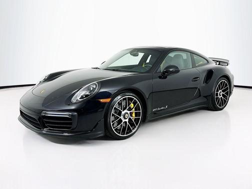 Jet Black Metallic 2017 Porsche 911 Turbo S