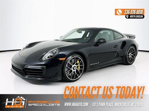 Jet Black Metallic 2017 Porsche 911 Turbo S