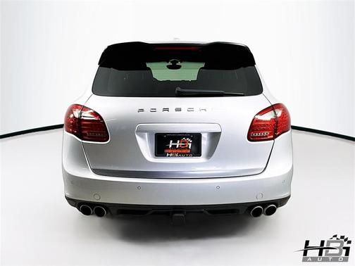 2011 Porsche Cayenne Turbo