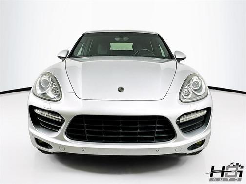 2011 Porsche Cayenne Turbo