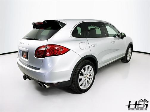 2011 Porsche Cayenne Turbo