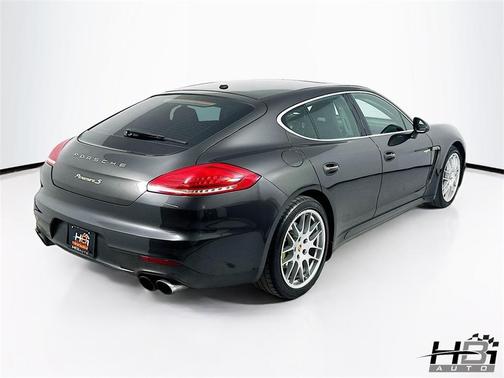 2015 Porsche Panamera S