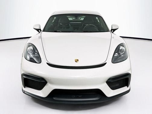 Chalk 2022 Porsche 718 Cayman GT4