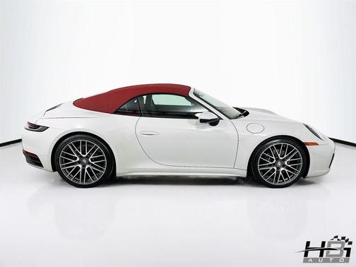 2021 Porsche 911 Carrera 4