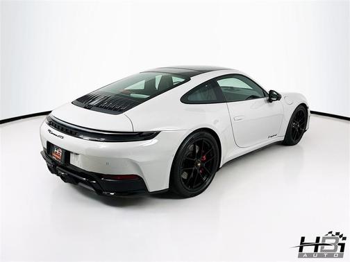 2026 Porsche 911 Carrera GTS