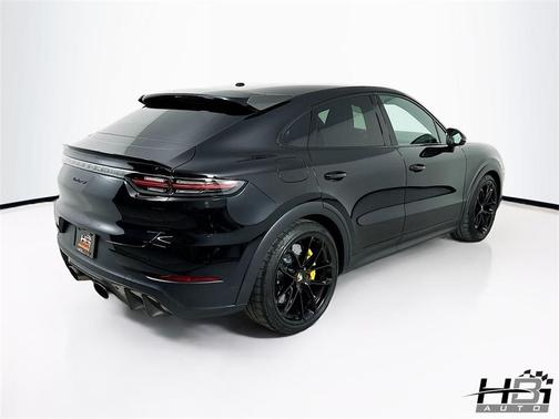 2023 Porsche Cayenne Turbo GT