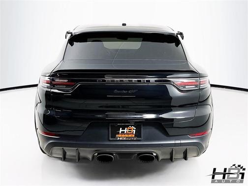 2023 Porsche Cayenne Turbo GT